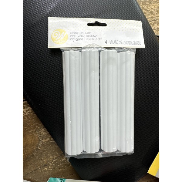 Wilton 4-Pack Hidden Pillar for Cakes, 6-Inch
