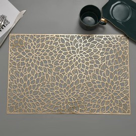Hosoncovy 4 Pack Decorative Rectangle PVC Placemats Flower Placemats Hollow Dining Table Place Mats Heat Resistant Non-slip Dining Placemats Table Mats for Home Kitchen Wedding (Gold)