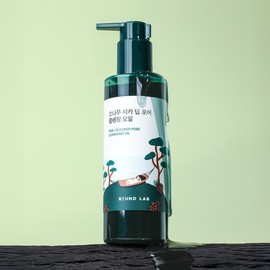 Round Lab Pine Cica Deep Pore Cleansing Oil 200ml / 라운드랩 소나무 시카 딥 포어 클렌징 오일 200ml