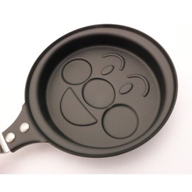 Torne Anpanman Caravan Hot Cake Pan