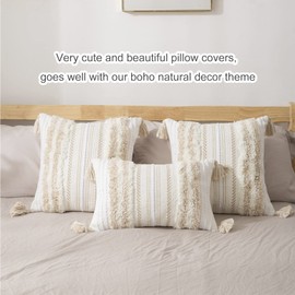 decorUhome Boho Khaki Cushion Covers 30x50cm Set of 2, Decorative Tufted Tassel Woven Pillow Case for Sofa Couch 12x20 Inch