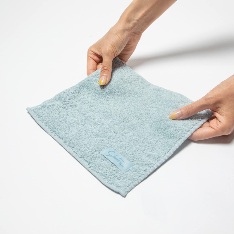 "Feel" Petite Hand Towel: Lotus (Pink)
