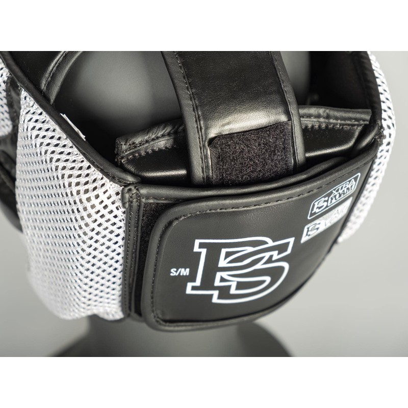 Star Mesh Head Guard for Sparring Size: M/L Colour: Black/White