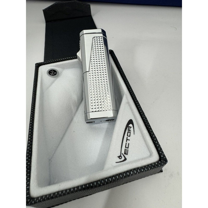 Vector Urbano Triple Jet Cigar Lighter with Punch Cutter -