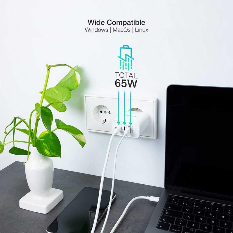 TOOQ TQWC-GANQC2PD65WT - 3-Port Wall Charger with GaN Technology, 2