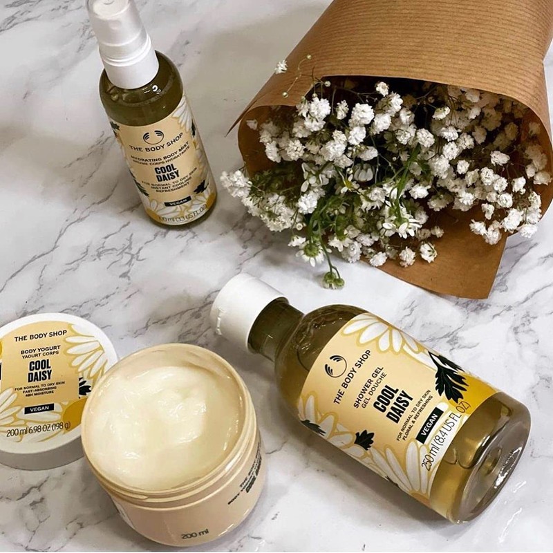 THE BODY SHOP Cool Daisy Shower Gel for Normal to