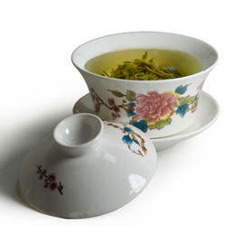 YXHUPOT Gaiwan White Porcelain Large Teacup Sancai Tea Cup Set Beauty Pattern Blum (16oz large bloom)