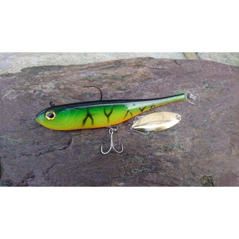Predilures Musky Pike Lure Kingdom THE SPINATOR 150mm 50g +