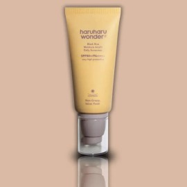 Haruharu Wonder Black Rice Moisture Airy Fit Daily Sunscreen