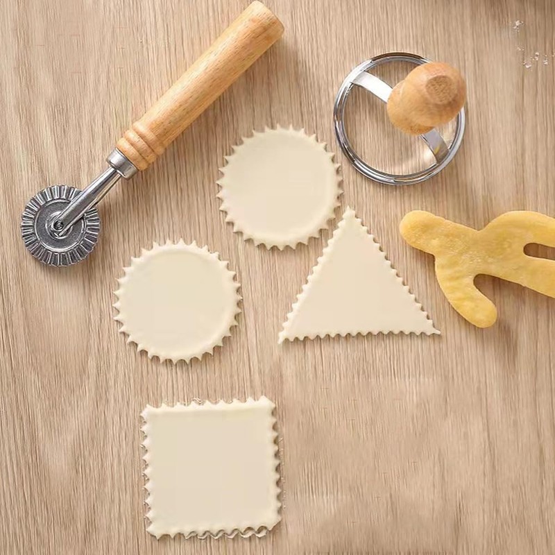 2Pcs Pastry Wheel Cutter,Ladiz Pasta Cutter Wheel with Long Wooden