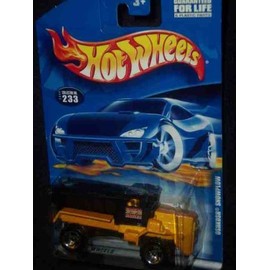 Hot Wheels #2000-233 OshKosh Snowplow Black Base Collectible Collector Car Mattel 1:64 Scale