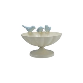 Creative Co-Op Decorative Metal Scalloped Bowl with 3D Birds, Antique White