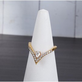 Repan R White Marble Ring Holder