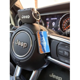 AMERICANPHOENIX Beautiful & Unique Keychain - USA Souvenir, Collectible Design, Flexible Silicone, Keyring Lanyard Accessory (New Hampshire 1)