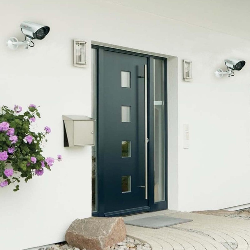 GC GLOBALCOMMERCE Set of 2 Fake Outdoor Security Cameras with