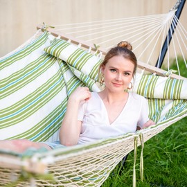 SUNCREAT Portable 2 Person Hammock with Hardwood Spreader Bar, Cotton Rope Outdoor Hammock with Polyester Pad, Green&Beige