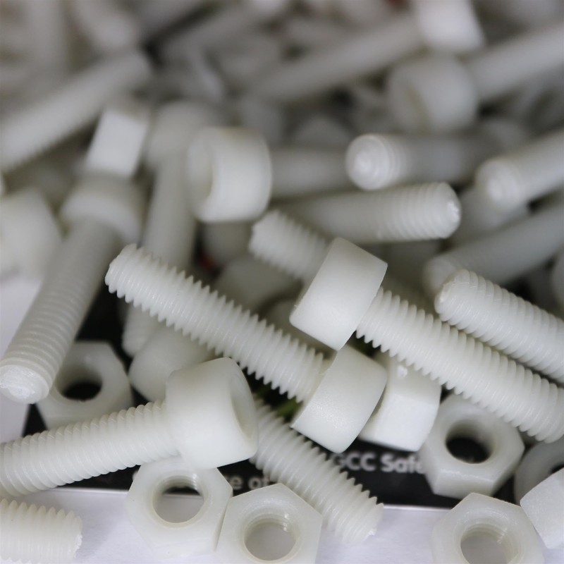 50 x Glass Filled Reinforced, Super Nylon Socket Head, M5