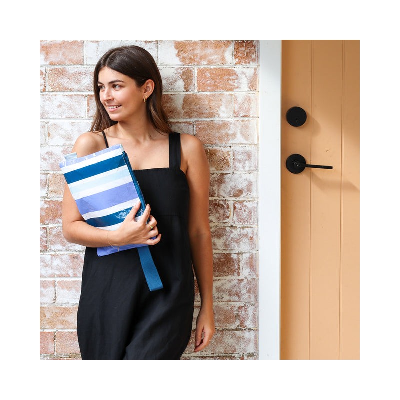Hello Weekend - Good To Go Pouch - Hamptons
