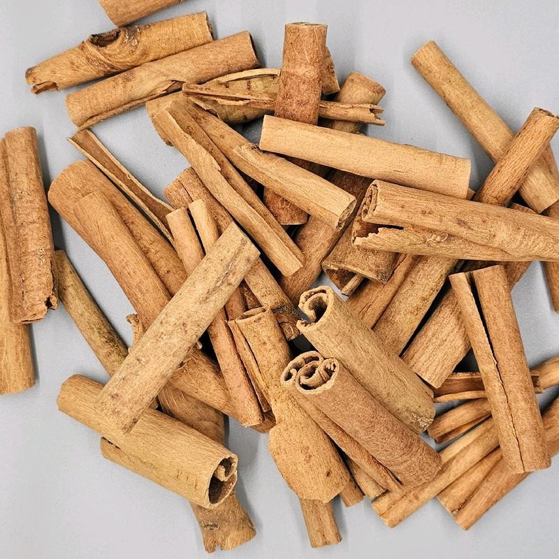Cinnamon sticks Tea