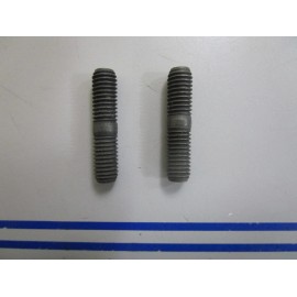 OMC Johnson Evinrude *NEW OEM* (LOT OF 2) 0810 OMC Johnson Evinrude Stud 953043 0953043