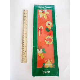 StitchArt Vintage Embroidered Iron On Patch Hanging Christmas Ornaments Holly Wreath