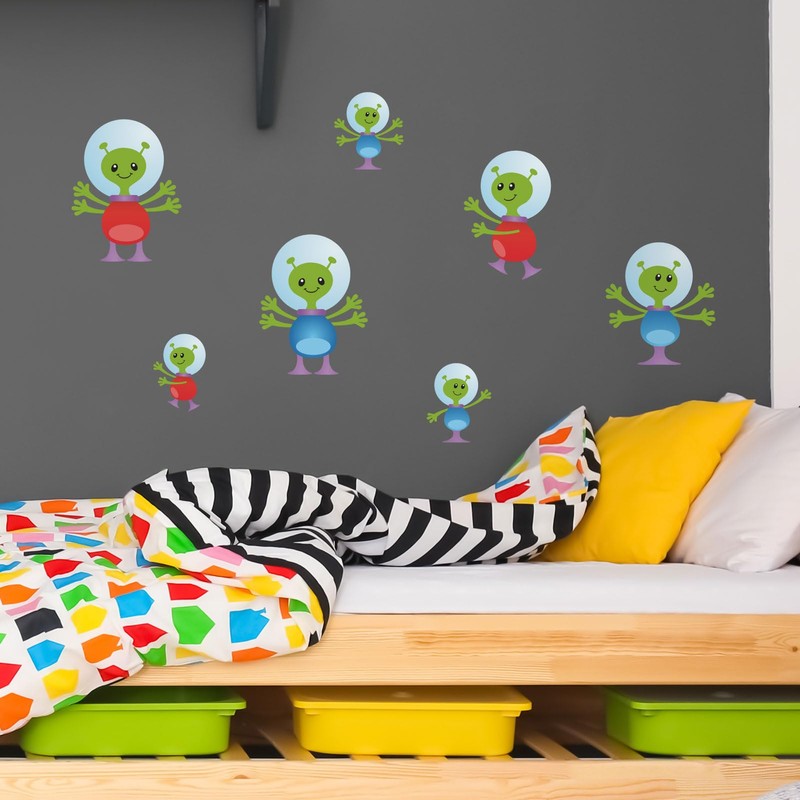 Stickerscape Alien Wall Sticker Pack (Alien Family - Regular) |