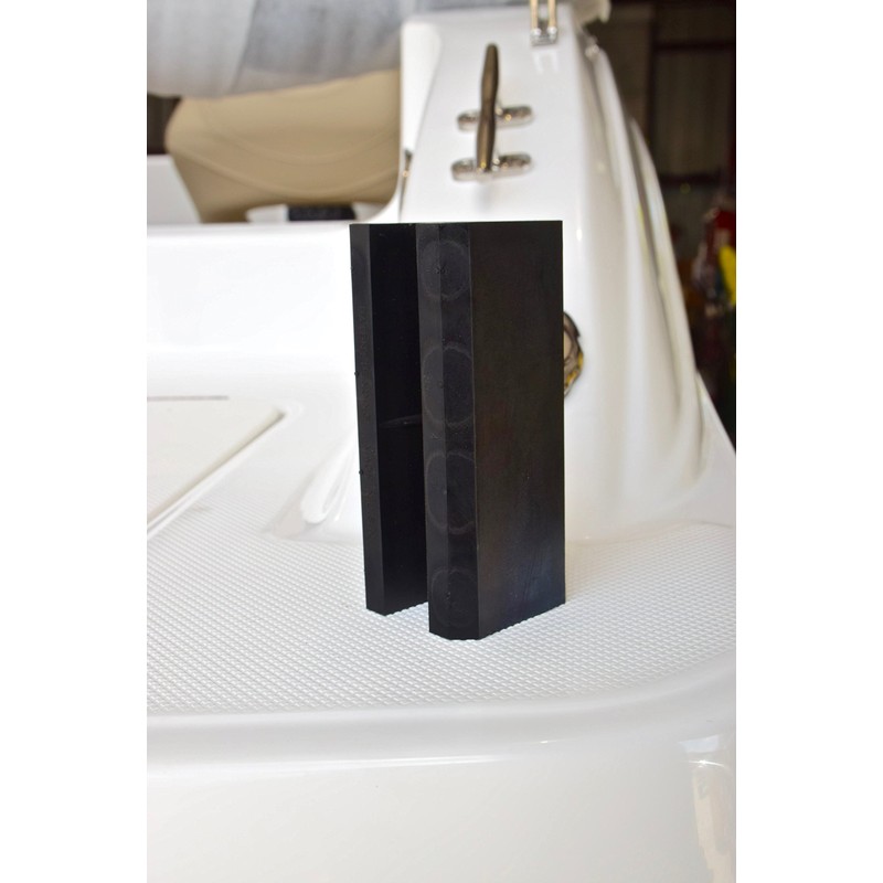 M-Y Wedge Single Ram Universal Outboard Trailering Support Transom Saver