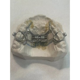 Leone (1) SCREW -------Leone  Rapid Palatal Expansion screw  { 15 mm. of expansion }