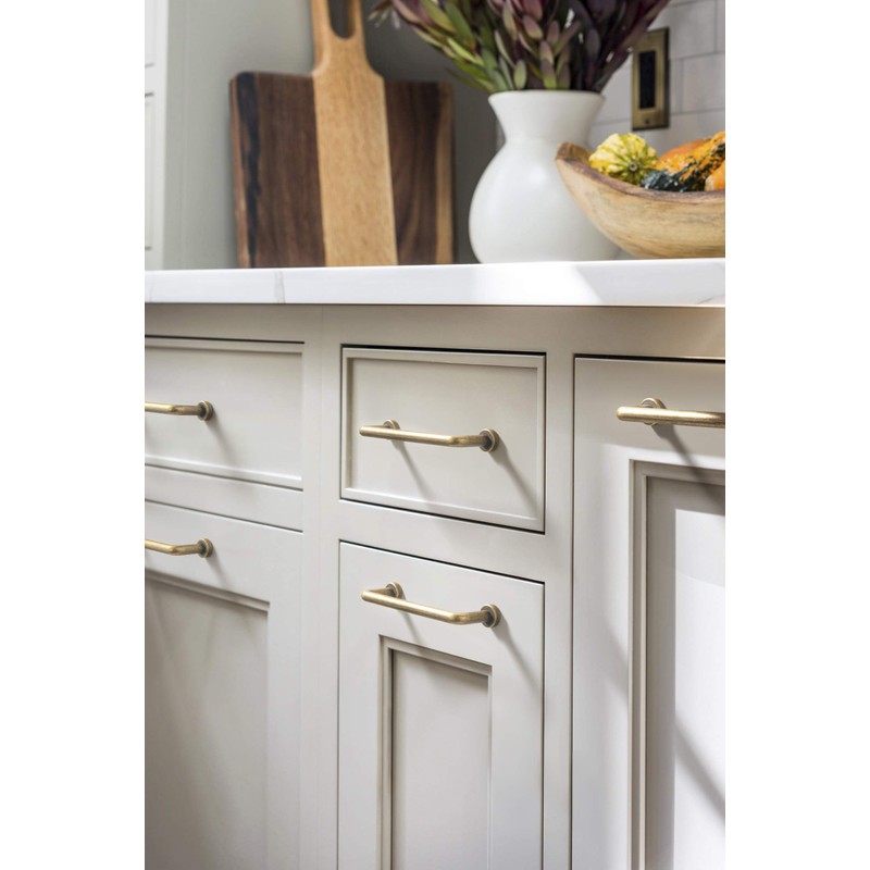 Goo-Ki 6 Pack 5'' Center to Center Antique Brass Cabinet
