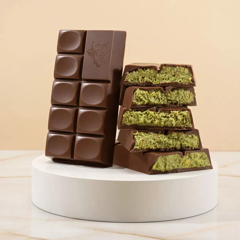 GODIVA 100% Original GODIVA BELGIUM DUBAI CHOCOLATE- Pistachio Chocolate- SHIPS