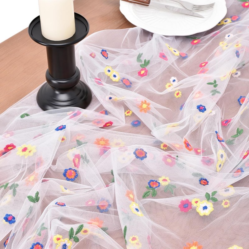 Flowers Table Runner, Table Runner with Daisies, Table Runner Spring