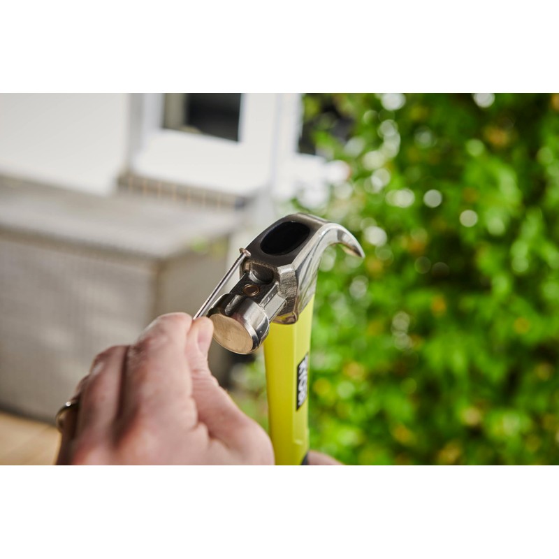 Ryobi RHHCC560 560gr Fibreglass Curved Claw Hammer