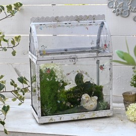 Large House Shape Glass Terrarium with Acrylic Lid, White Geometric Greenhouse - Style Planter for Ferns, Succulents, Air Plants, Handmade Indoor Tabletop Decor (Terrarium Only)