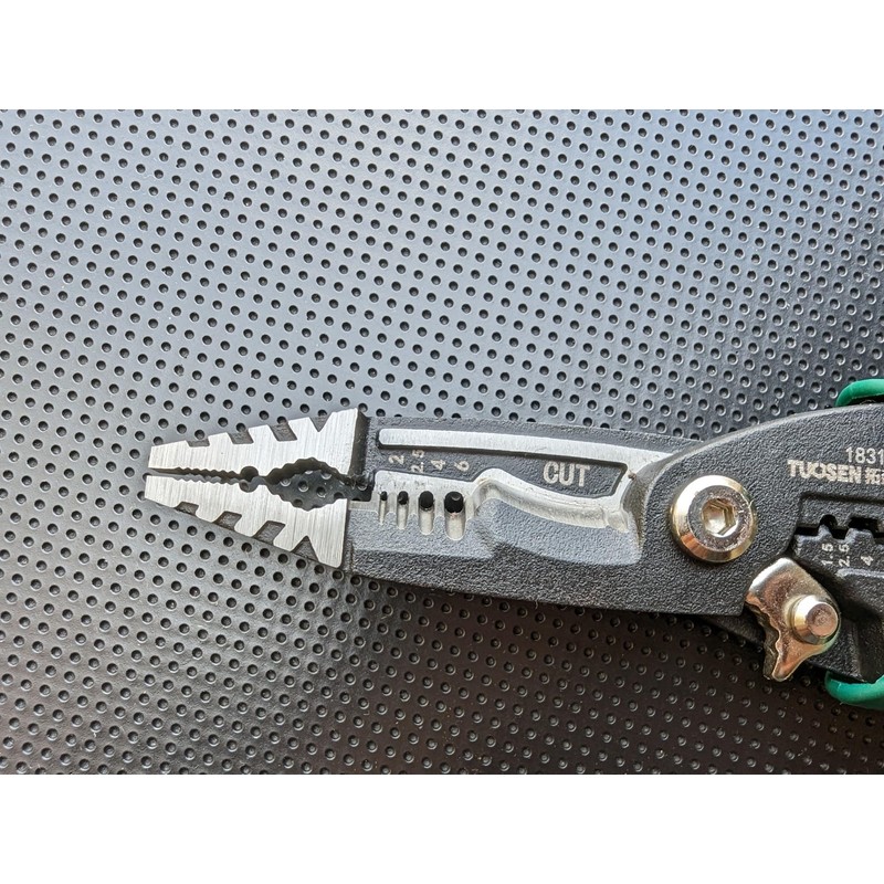 7-in-1 Wire Stripper Tool, Wire breaking pliers, Cable cutters, Needle