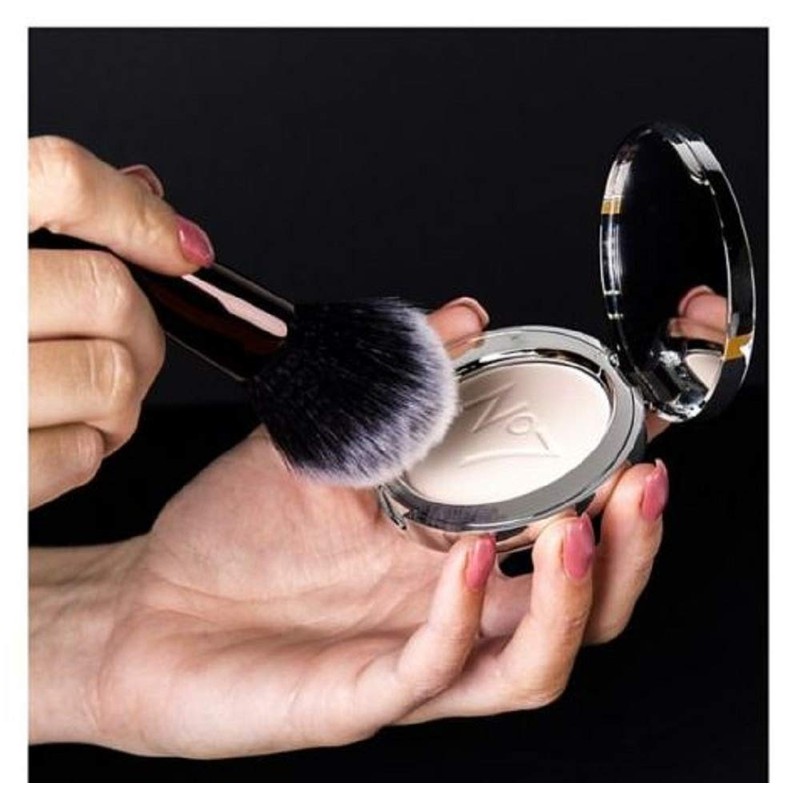 No7 Airbrush Away Finishing Powder - Translucent
