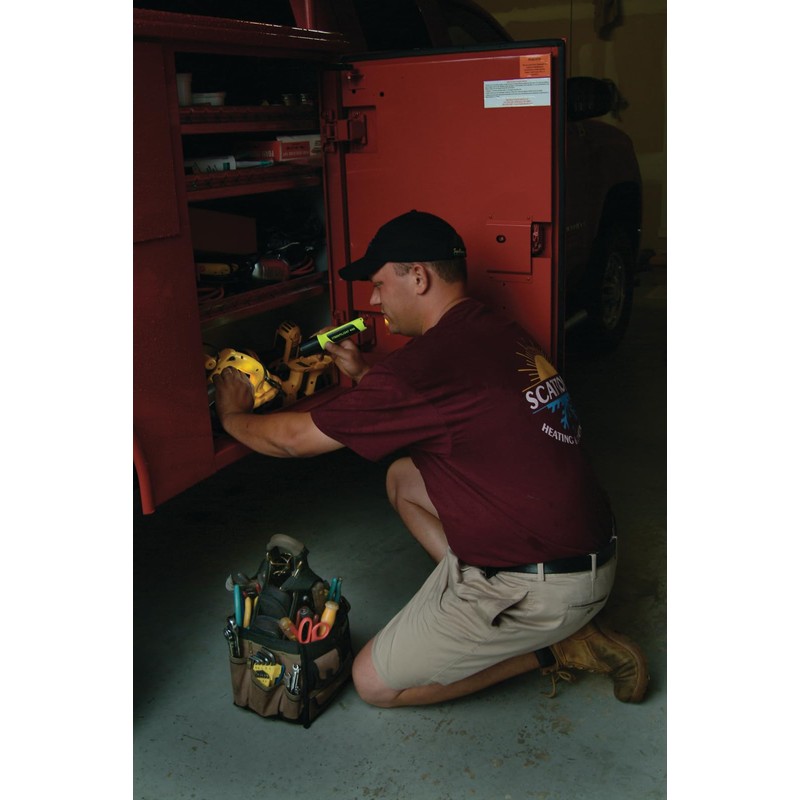 Streamlight 68244 4AA ProPolymer Lux Div 2 HAZ-LO 200-Lumen 12000-Candela