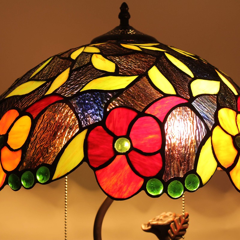 Chloe Lighting MARIEBELLE Tiffany-Style Floral Stained Glass Table Lamp 16"