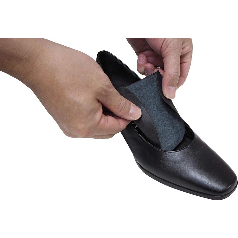 Pumps for narrow and narrow feet to reduce front slippage