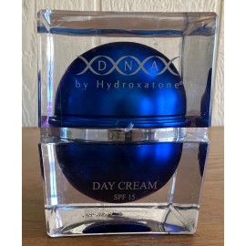 Hydroxatone New Sealed Unused DNA by Hydroxatone Day Cream SPF 15 Net wt 1 oz Jar Exp 8/11