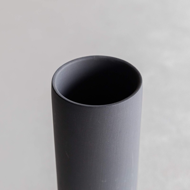 TAMAKI AYA T-910504 Flower Base, Black, 2.4 x 7.5 inches