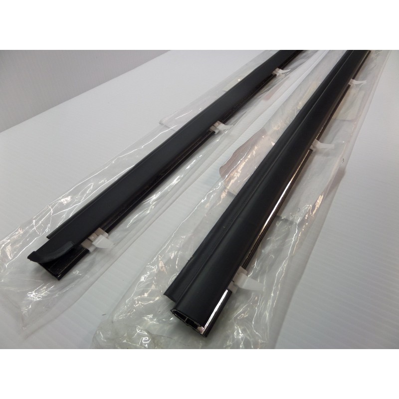 Toyota Tundra Regular Cab 2007-2016 2pc Exterior Weatherstrip Belt Moldings