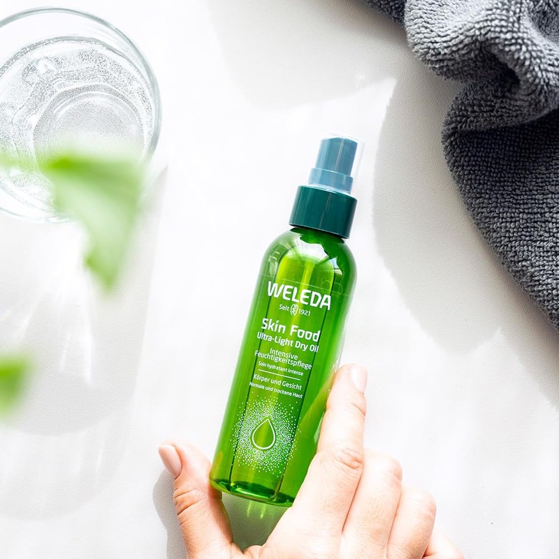 【公式】 WELEDA(ヴェレダ) スキンフード ウルトラライトオイル 100ml 全身用保湿オイル スプレー 甘くやさしいハーブの香り 天然由来成分 オーガニック