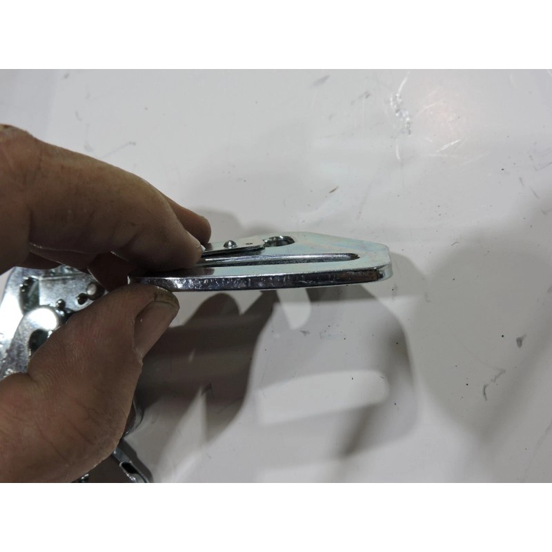 Schroth (6) NEW Schroth seat belt snap hooks 2019/2021 man.