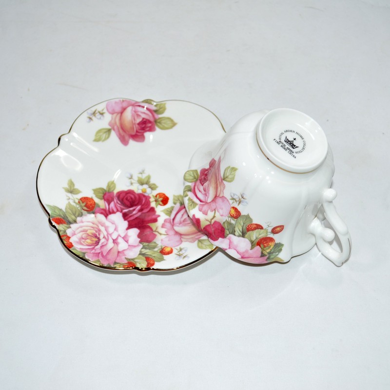 Royal Arden 37101 Cup & Saucer, Bone China, Rose Pattern,