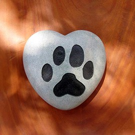 Garden Age Supply Paw Print Engraved Pet Memorial Stone Heart Shape Jasper Rock, Assorted Colors, Pet Lover Gift
