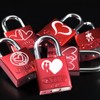 ABUS Aluminium-Vorhangschloss 72/40 "LoveLock" 4 mit Motiv Doppelherzen gerade, rot,