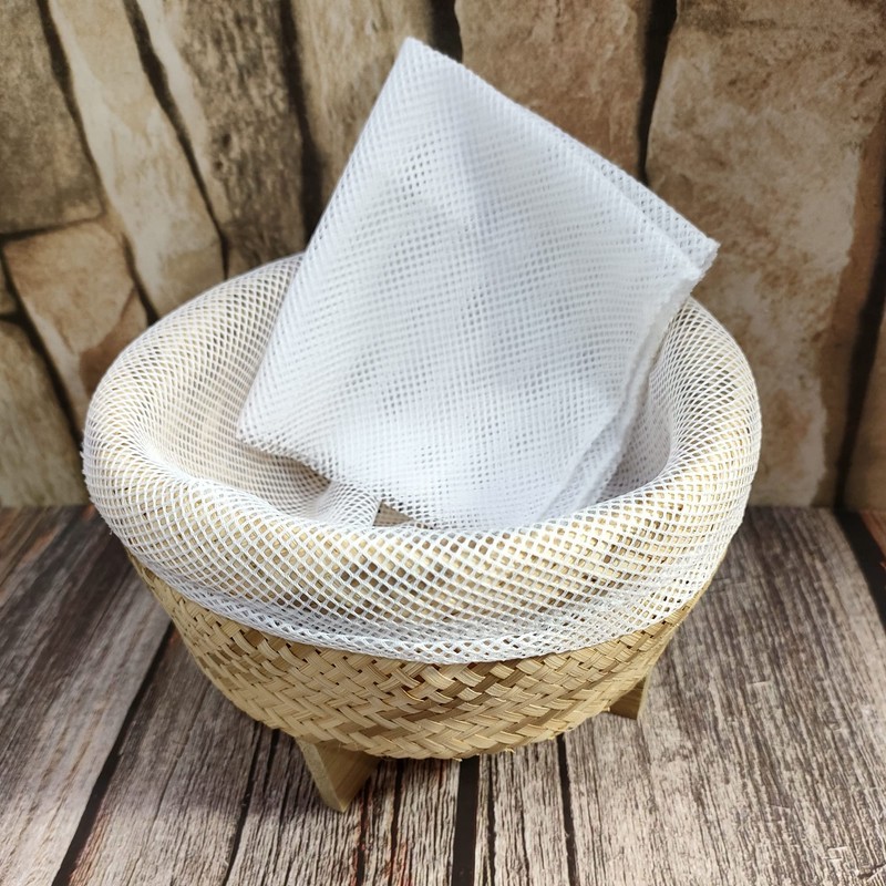 Sticky Rice Steamer Basket with Stand – 6.5" Diameter Bamboo