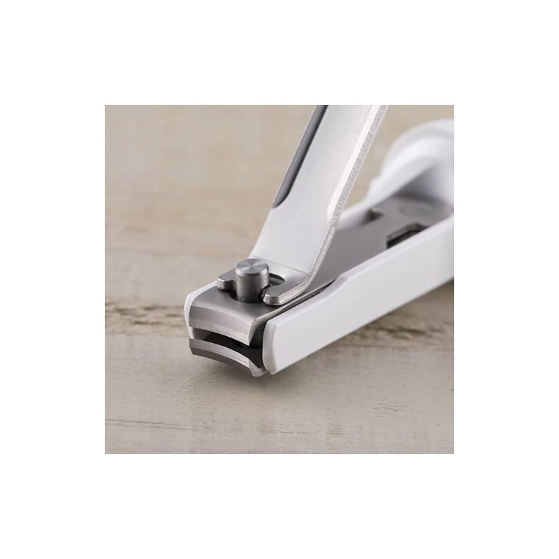 Kai Corporation KQ1323 Nail Clipper with Cap, Curved Blade, Made