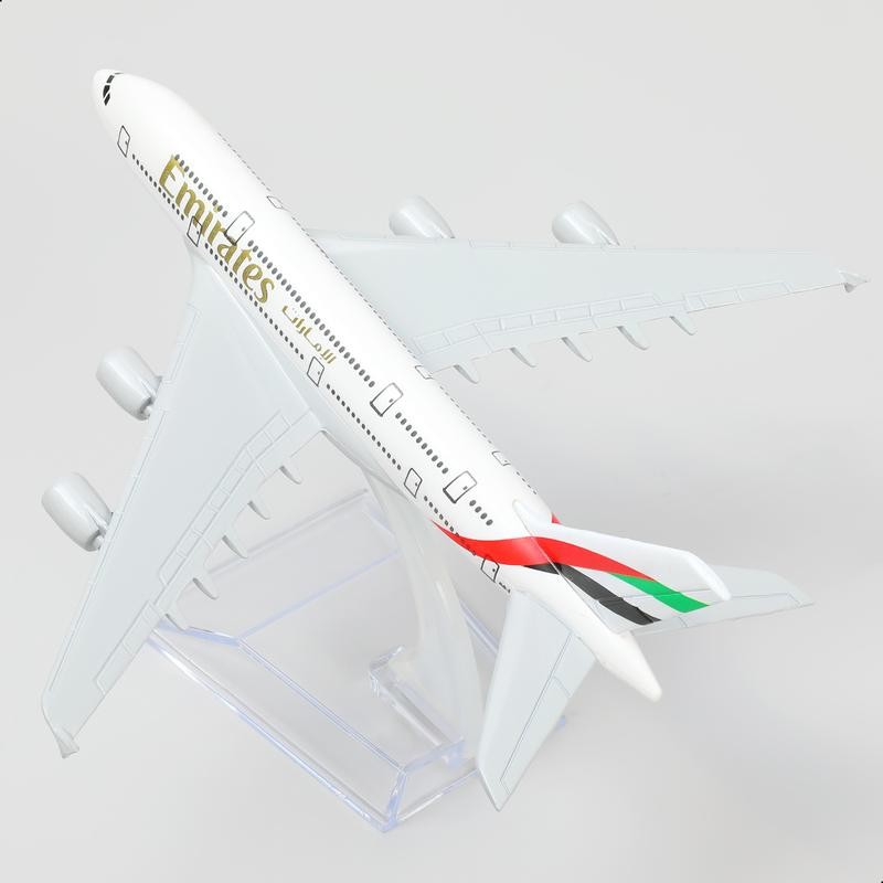 Emirates Airbus A380 1:400 Diecast Metal Airplane Model with Stand