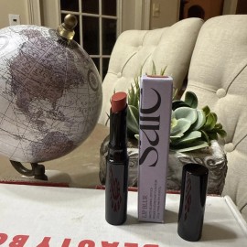 Saie Lip Blur Matte Blurring Lipstick ~ DADA ~ 2.5 g / 0.09 oz ~ New In Box Q3